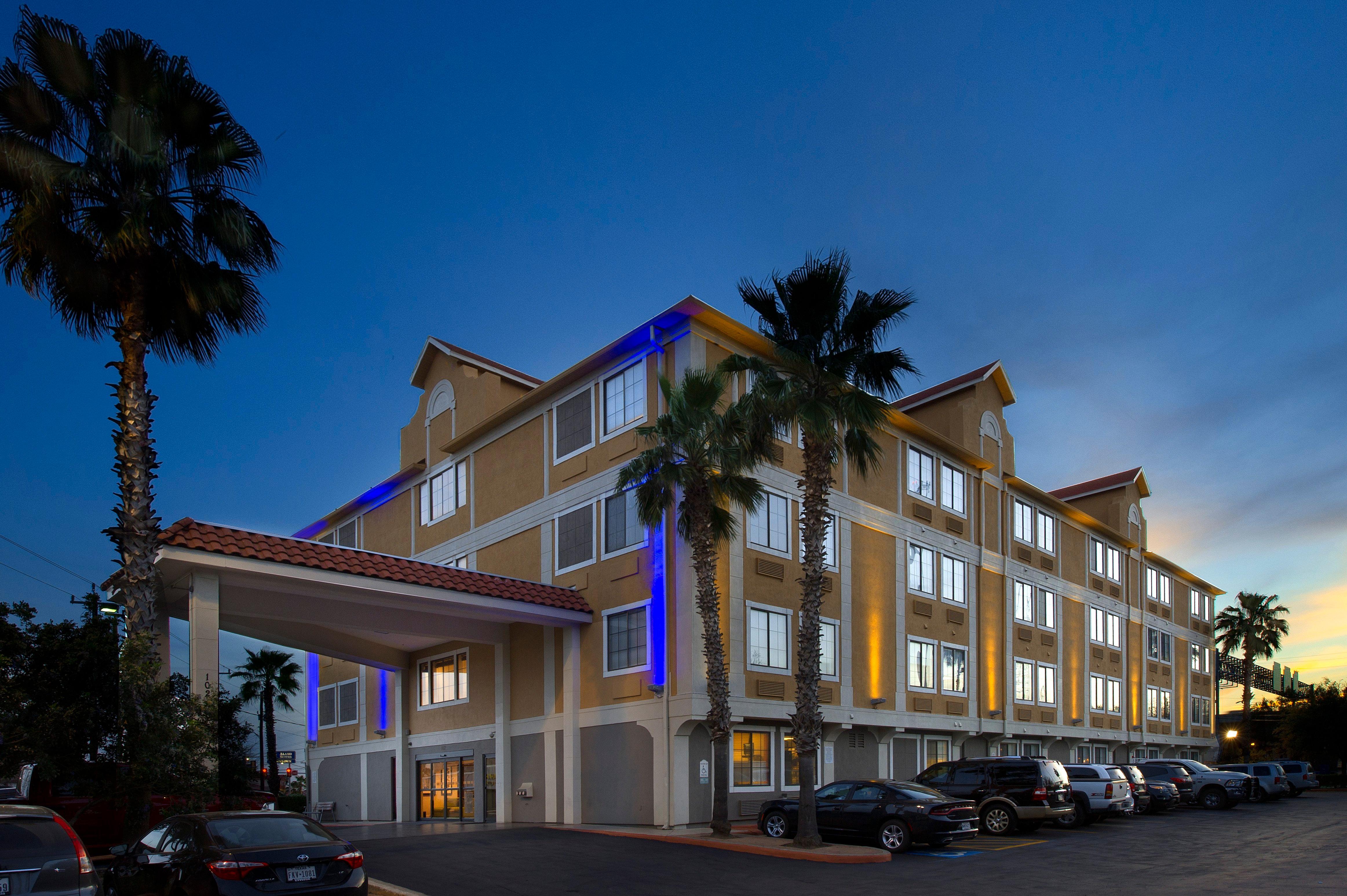 Holiday Inn Express & Suites San Antonio - Downtown Market Area By Ihg Екстер'єр фото