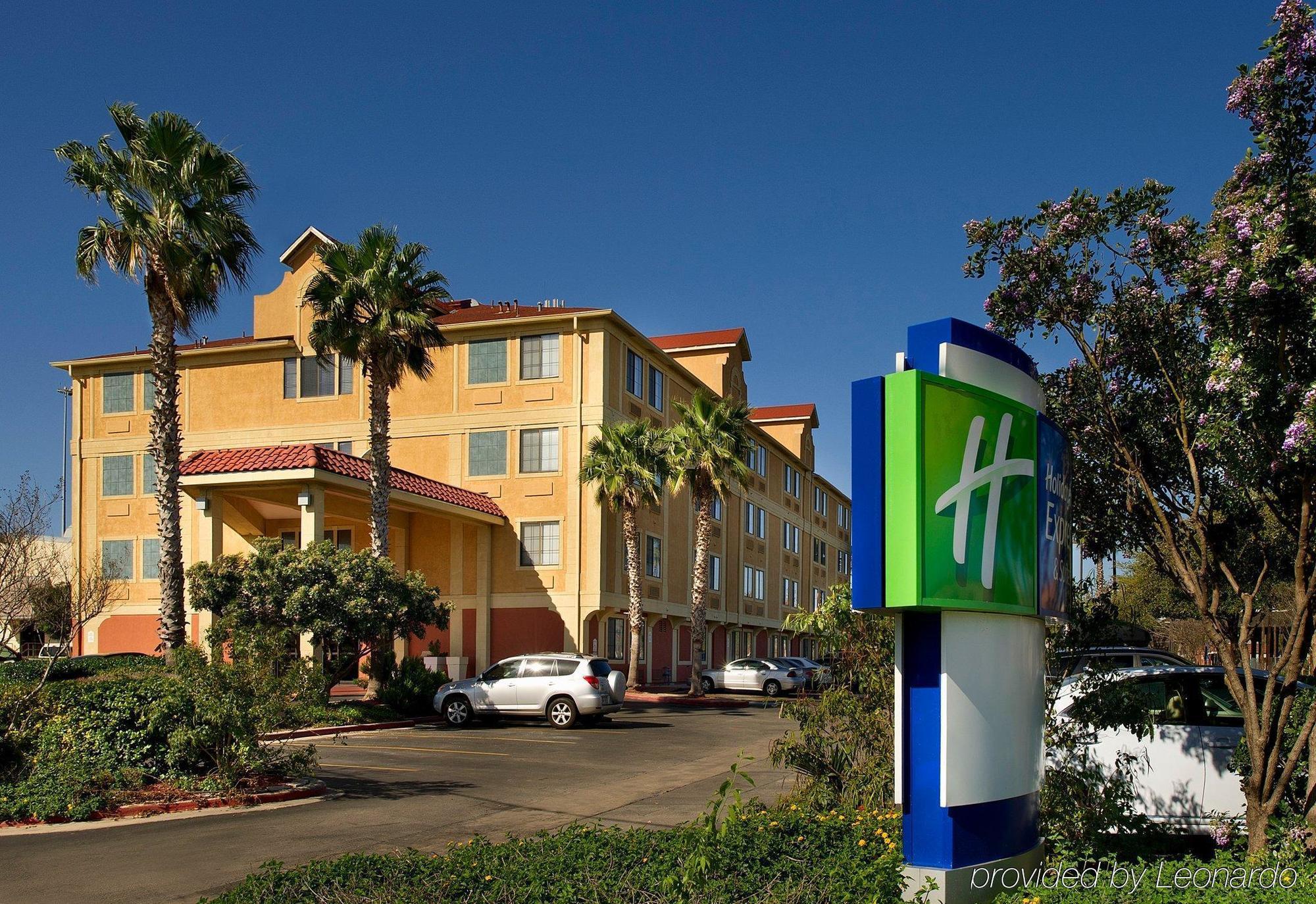 Holiday Inn Express & Suites San Antonio - Downtown Market Area By Ihg Екстер'єр фото