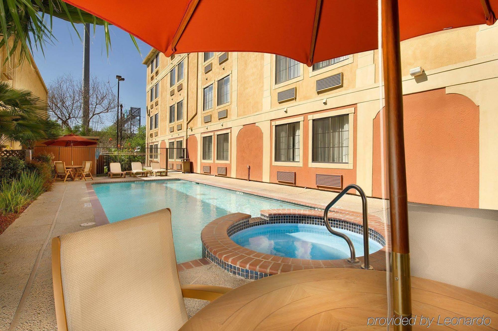 Holiday Inn Express & Suites San Antonio - Downtown Market Area By Ihg Екстер'єр фото